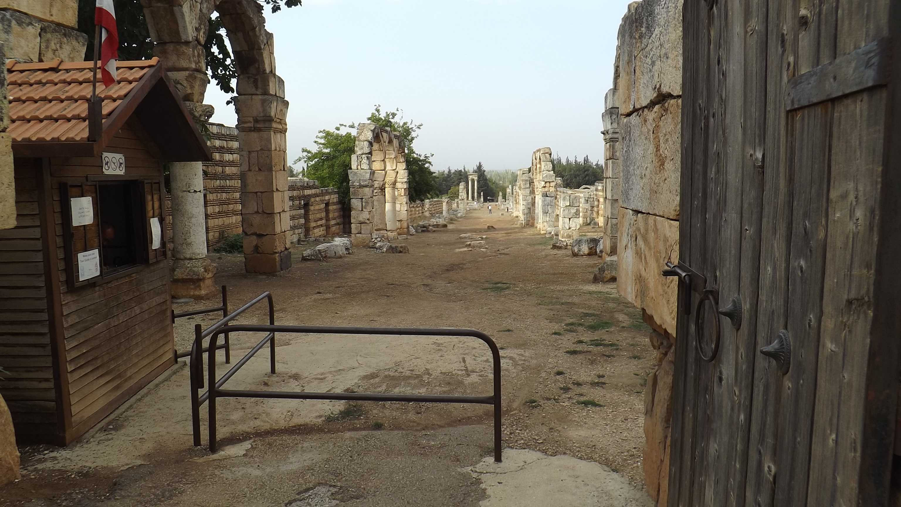 Discover the History of Anjar

The historic city of Anjar was established in the early 8th century. - Shot on Fujifilm FinePix s4500 | PictShare.online photography